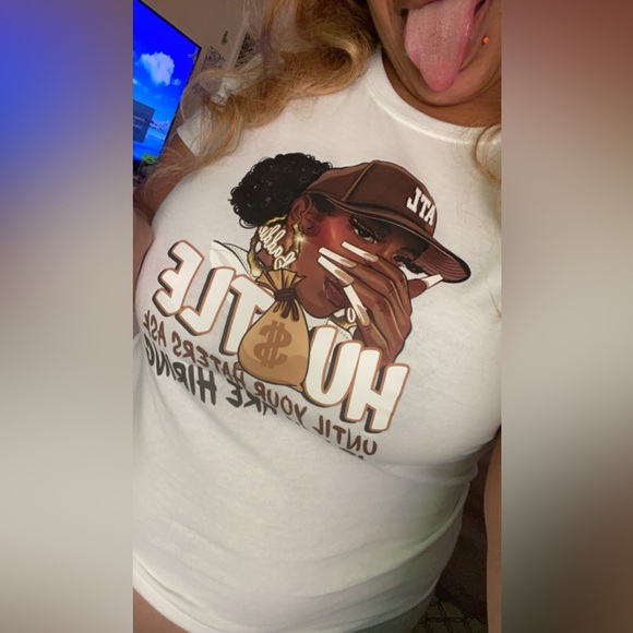 Meet your Posher, Nitria - Picture 5 of 10